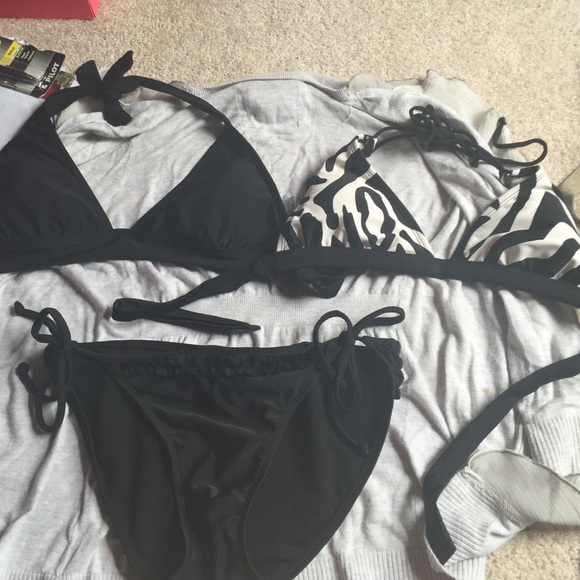 Bikini bundle - Picture 1 of 4