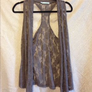 **‼️Tan/Purpley Lace Vest