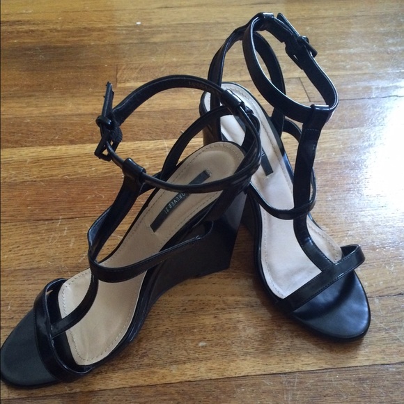 Forever21 black T-Strap leather wedges