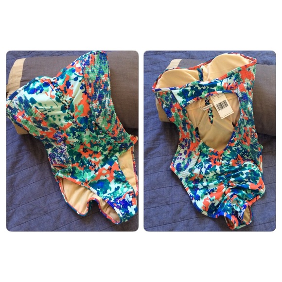 Strapless One Piece Bathing Suit