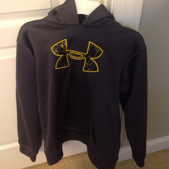 Youth boys sweatshirt. Gray and yellow.