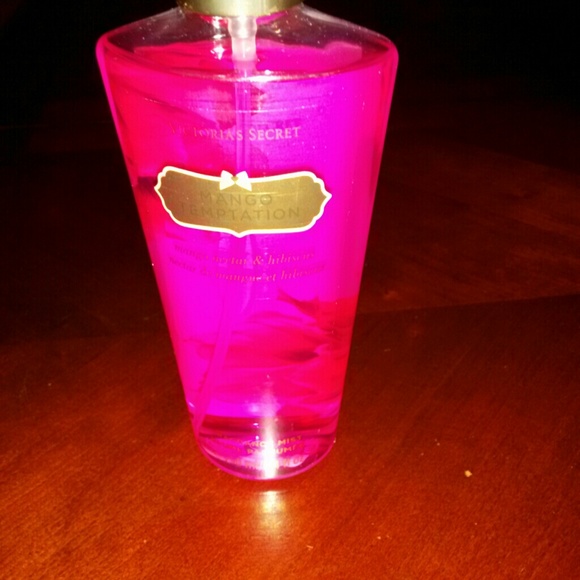 Victoria secret mango temptation spray
