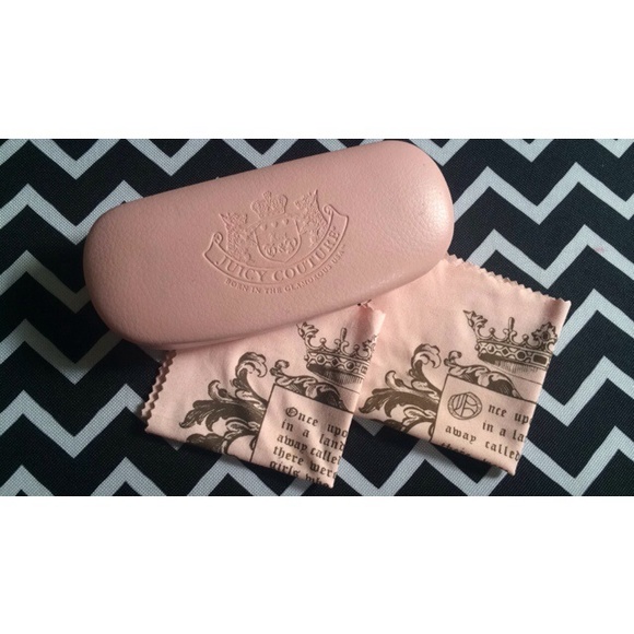 Juicy couture glasses case