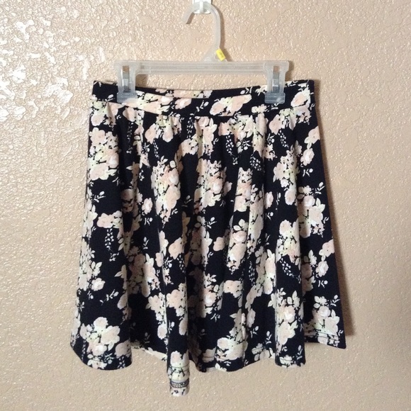 Floral circle skirt