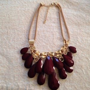 Aldo statement necklace