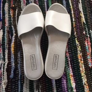 White mules