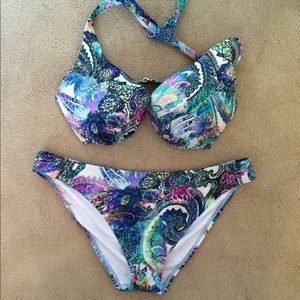 VS Bikini - Like New