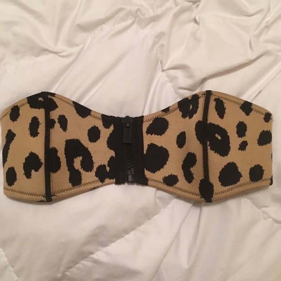 Triangl Winnie leopard top