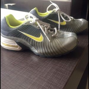 Nike MaxAir Torch 5-Women's Running Shoes