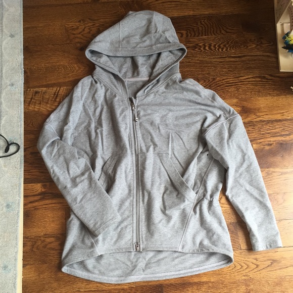 Lululemon sweatshirt