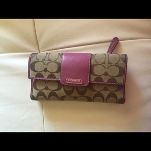 Coach wallet