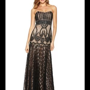 SUE WONG LACE GOWN BLACK NUDE BEADED SIZE 6 new