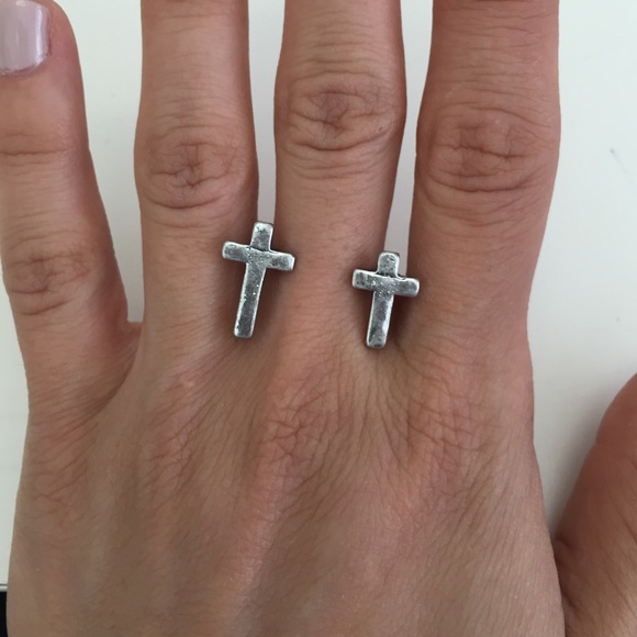 π₯Rustic-Style Double Cross Ring - Picture 2 of 4