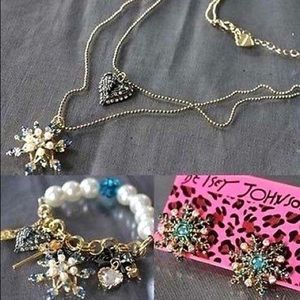 Betsey Snowflake Jewelry Set