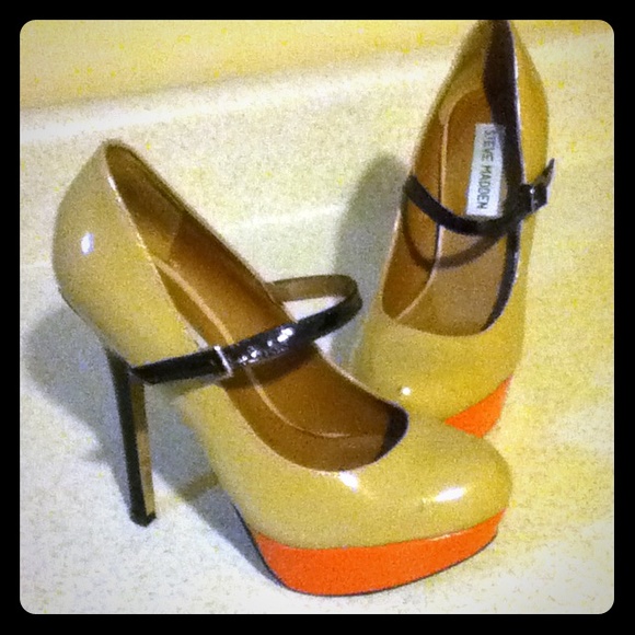 Tri Color Steven Madden Heel