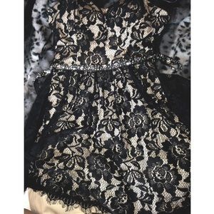 DEB black & beige lace dress