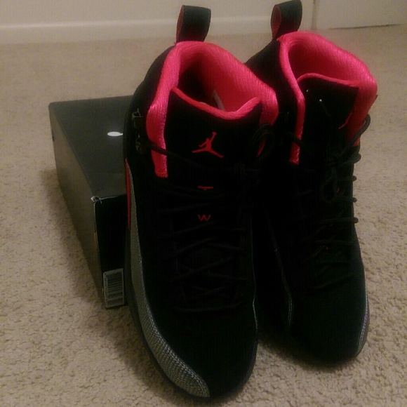 *SOLD*Jordan 12 Retro GS - Picture 3 of 4