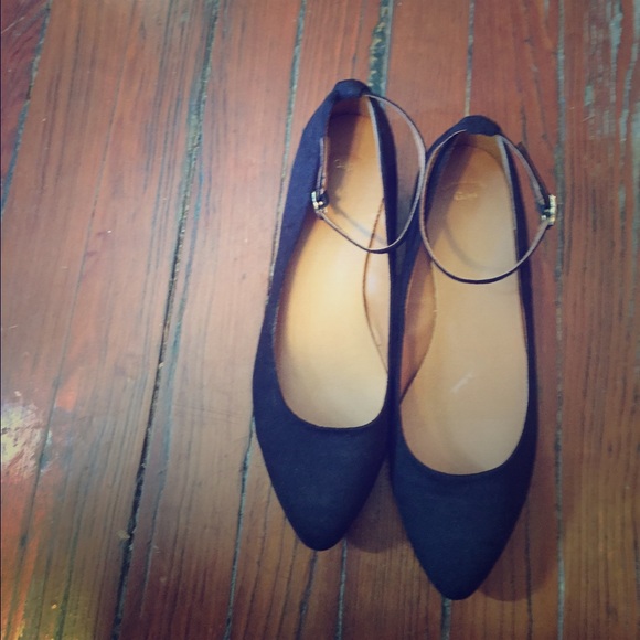 Gap black flats
