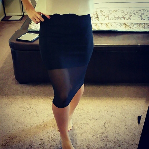 S.O.L.D - Picture 2 of 4