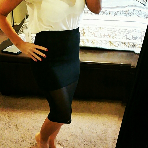 S.O.L.D - Picture 4 of 4