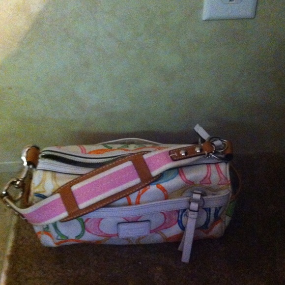 Authentic Coach Purse - Picture 1 of 3
