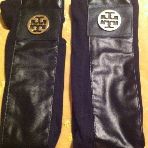 Authentic Tory Burch !!