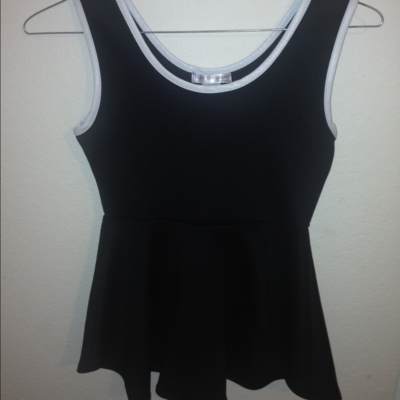 Peplum black and white shirt