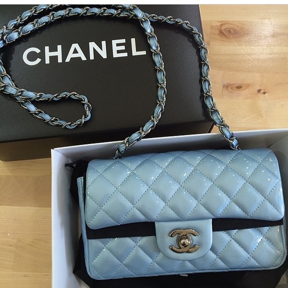 Chanel purse