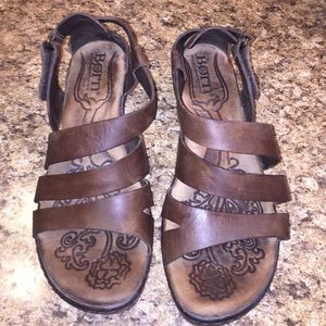 Born leather brown sandals