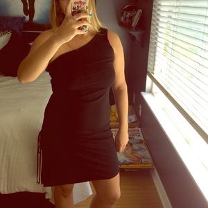 🔲🔳ONE SHOULDER SLIT DRESS🔳🔲