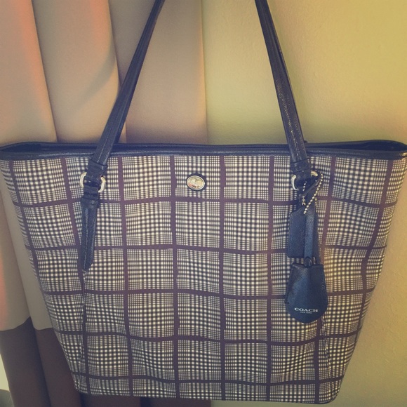 Coach Handbags - COACH tote bag-New without tags.