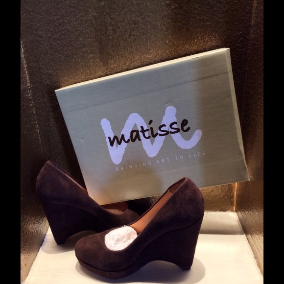 Matisse, Brown Suede Wedges
