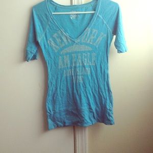American Eagle Outfitters-blue quartersleeve vneck