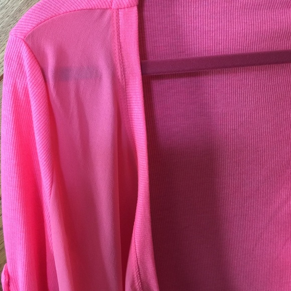 Spring cover up - Picture 3 of 3