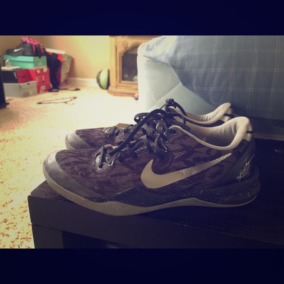 Kobe 8 ID size 11 condition 9.5/10