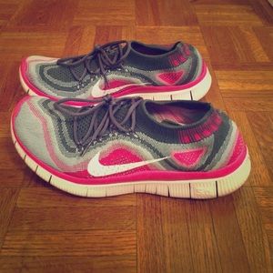 Nike Free 5.0 lightweight pink gray white sz 7