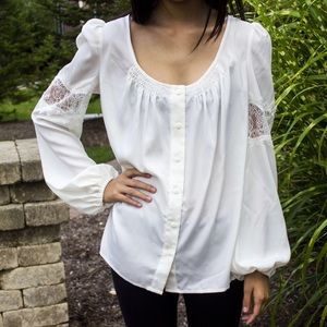 🎉HOST PICK🎉Lace Peasant Blouse