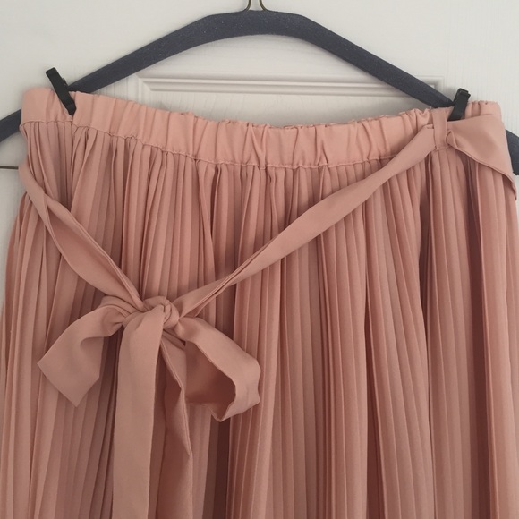 Anthropologie Skirts - Anthropologie Million Pleats Skirt, sz S Anthropologie Skirts - Anthropologie Million Pleats Skirt, sz S