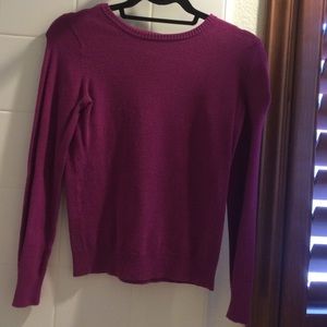 Magenta/purpleish crew neck lightweight sweater