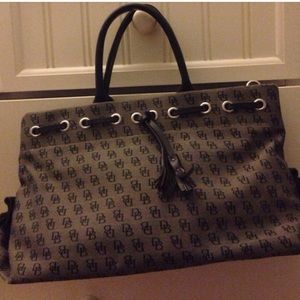 Perfect condition Dooney & Bourke handbag