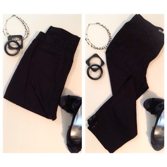 BLACK CAPRIS 💥new listing💥 - Picture 2 of 2