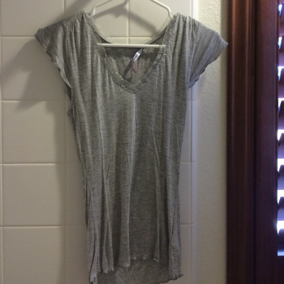 Grey flowy shirt