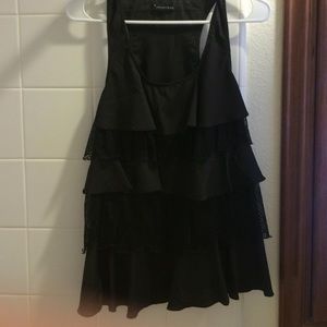 Black ruffle flowy tank!