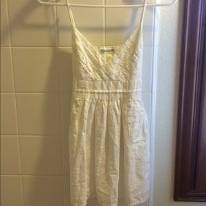 White flowy tank with back waist tie