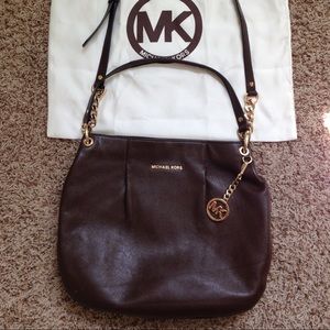 Michael Kors soft leather brown purse. Almost new!
