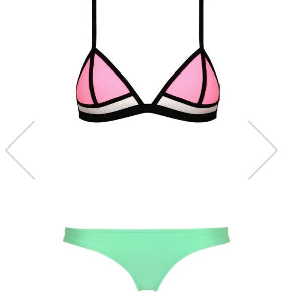 IN SEARCH OF AUTHENTIC TRIANGL BIKINI - Picture 1 of 3