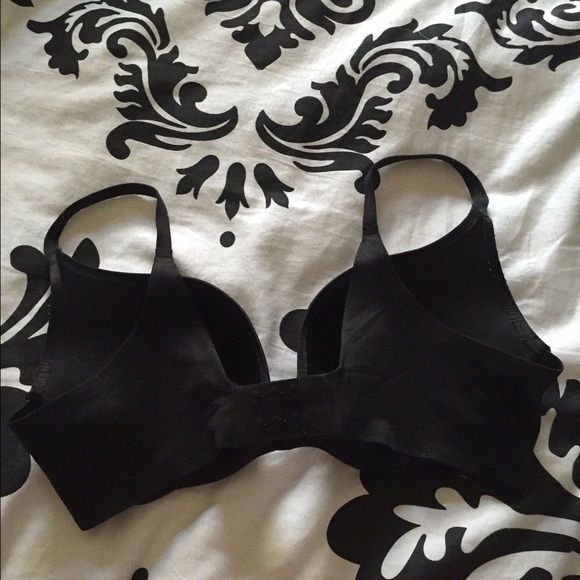 👙SOLD👙 VS 36D Bra - Picture 2 of 3