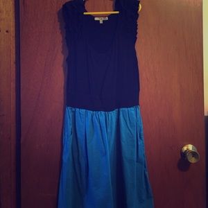 Black and blue short dress