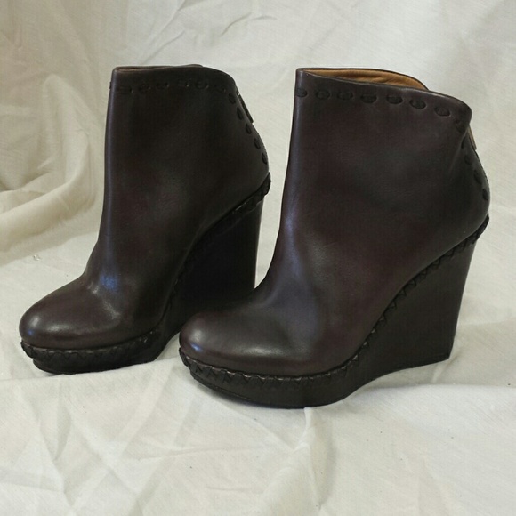 NWOT True religion wedges