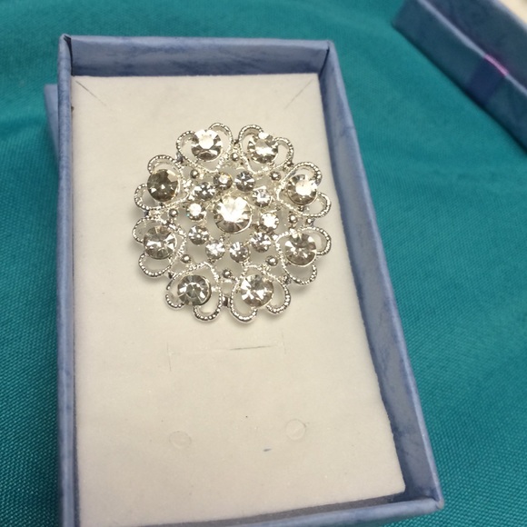Crystal pin